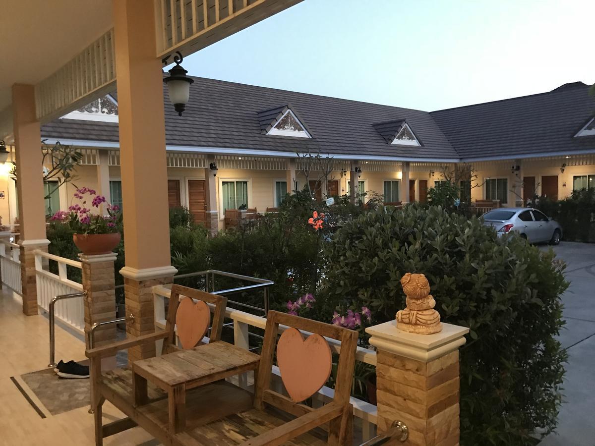 Suksopha Resort Прачуапкхирикхан Экстерьер фото